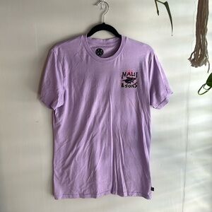 Maui and sons T-shirt, light purple medium